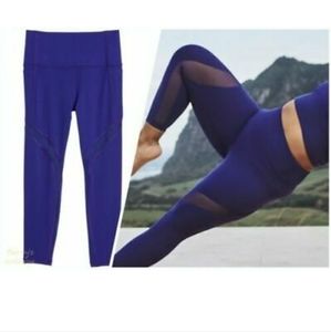 Athleta salutation stash pocket mesh 7/8 leggings